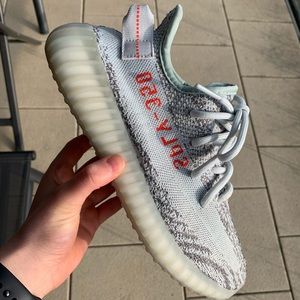 Yeezy 350 v2 blue tint
